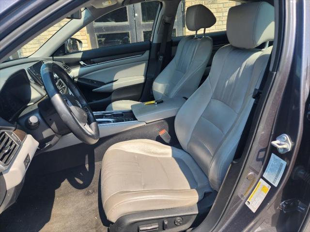 Photo of 2018 Grey Honda Accord