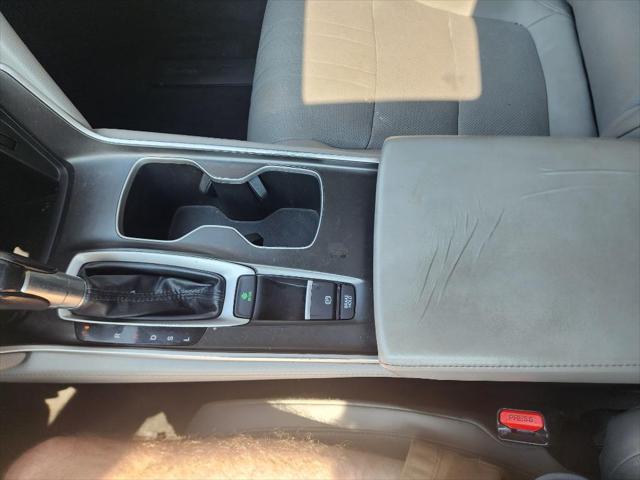 Photo of 2018 Grey Honda Accord
