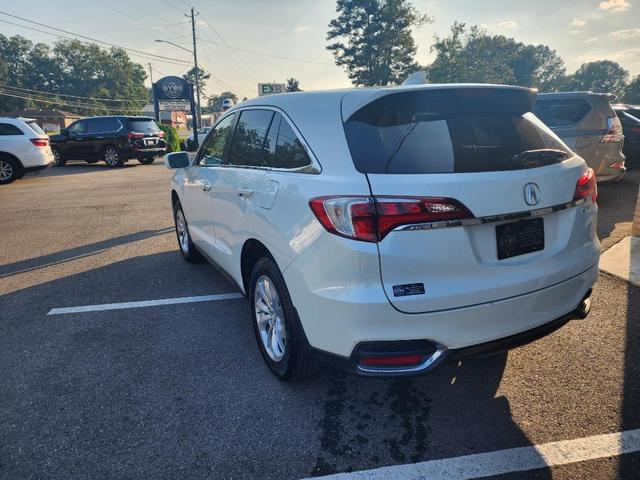 Photo of 2017 White Diamond Pearl Acura RDX