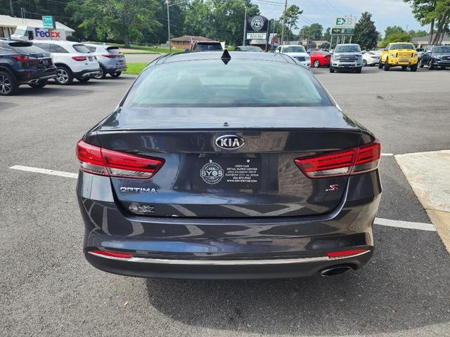 Photo of 2018 Grey Kia Optima
