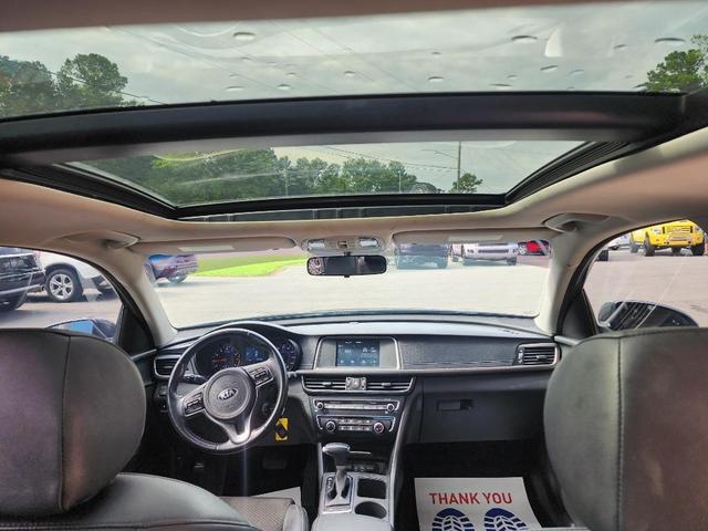 Photo of 2018 Grey Kia Optima