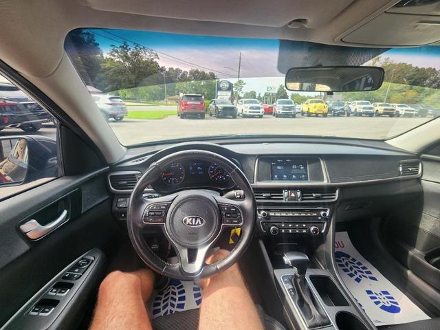 Photo of 2018 Grey Kia Optima