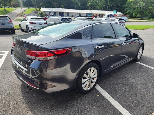 Photo of 2018 Grey Kia Optima