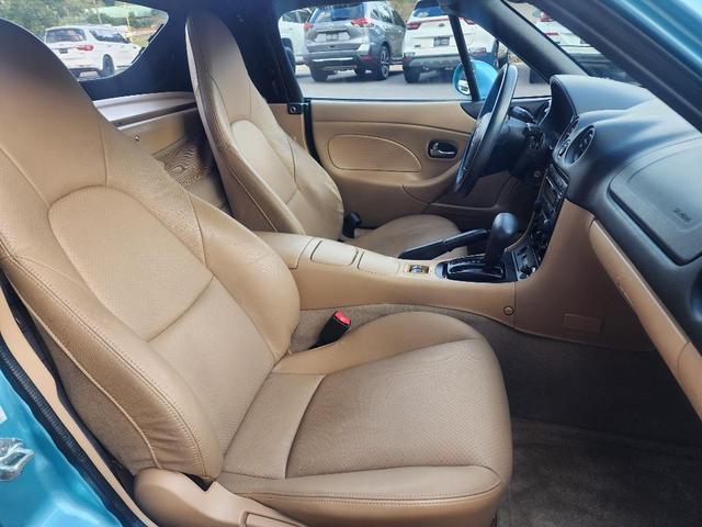 Photo of 2002 Blue Mazda MX-5 Miata