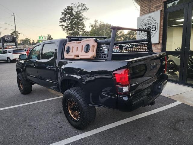 Photo of 2020 Midnight Black Metallic Toyota Tacoma