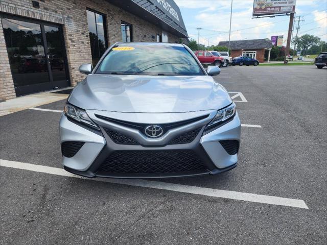 Photo of 2018 Celestial Silver Metallic Toyota Camry