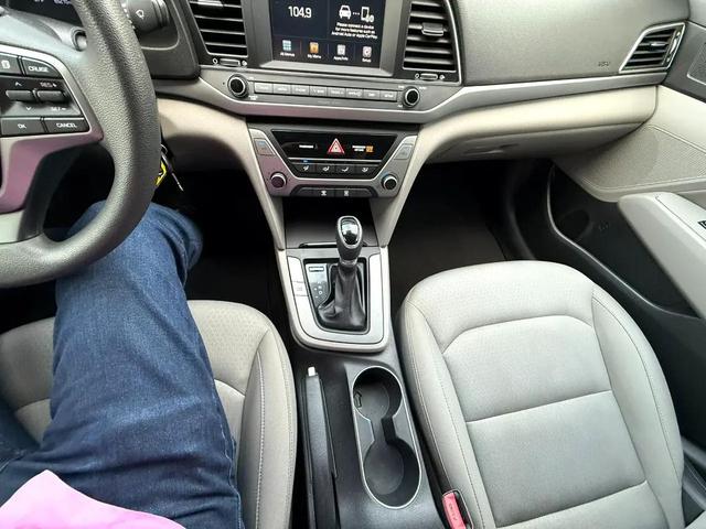 Photo of 2018 Galactic Gray Hyundai ELANTRA