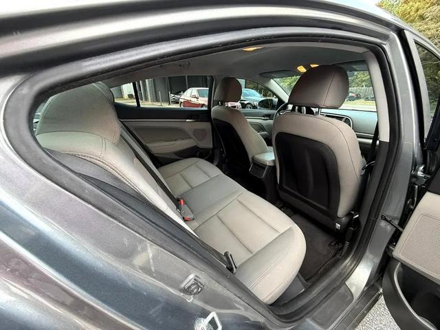 Photo of 2018 Galactic Gray Hyundai ELANTRA