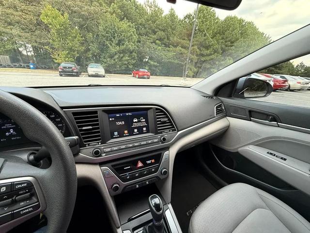 Photo of 2018 Galactic Gray Hyundai ELANTRA