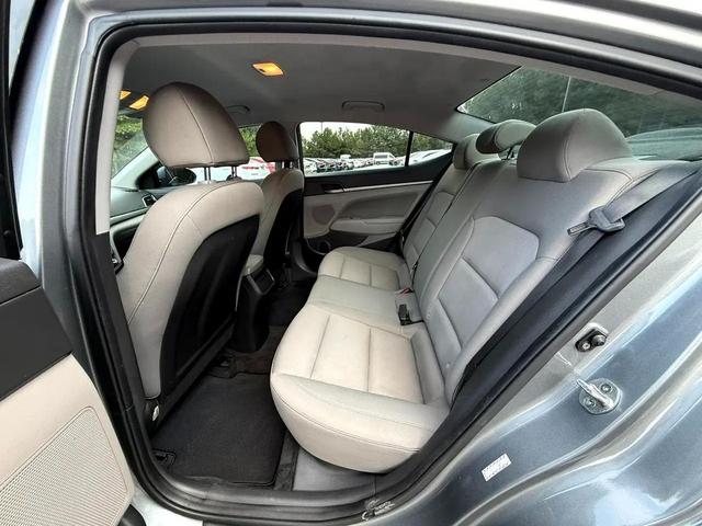 Photo of 2018 Galactic Gray Hyundai ELANTRA