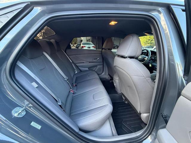 Photo of 2024 Ecotronic Gray Hyundai ELANTRA