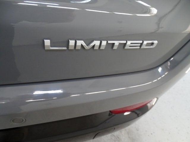 Photo of 2022 Sting Gray Clearcoat Jeep Compass