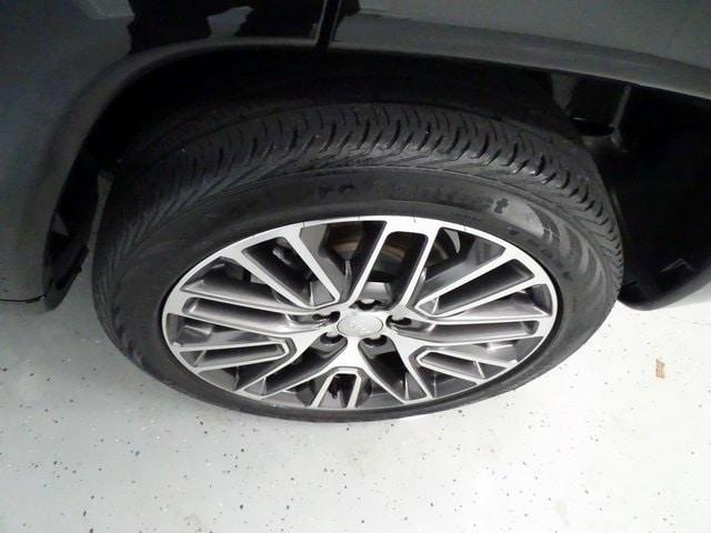 Photo of 2022 Sting Gray Clearcoat Jeep Compass
