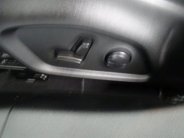 Photo of 2022 Sting Gray Clearcoat Jeep Compass