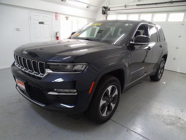 Photo of 2023 Midnight Sky Jeep Grand Cherokee 4xe