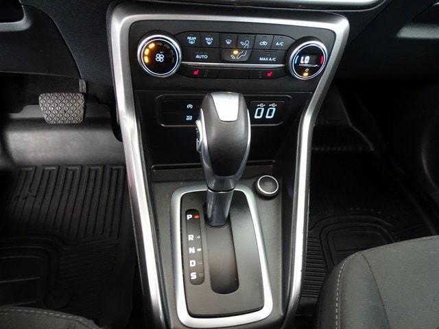 Photo of 2021 Ruby Red Ford EcoSport