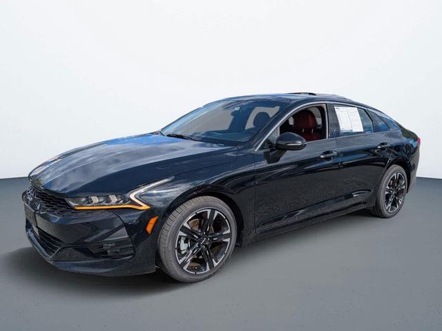 Photo of 2023 Ebony Black Kia K5