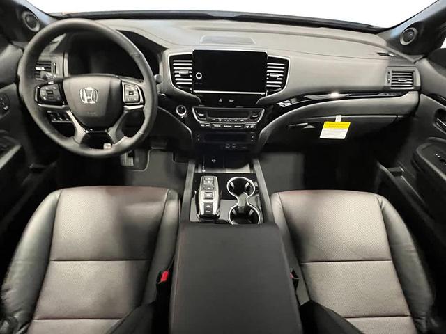 Photo of 2025 Platinum White Pearl Honda Ridgeline