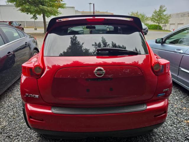 Photo of 2014 Red Alert Nissan Juke