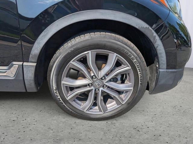 Photo of 2021 Crystal Black Pearl Honda CR-V