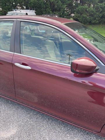 Photo of 2013 Basque Red Pearl II Honda Accord