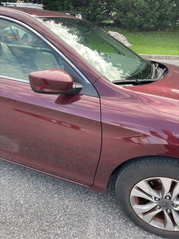 Photo of 2013 Basque Red Pearl II Honda Accord