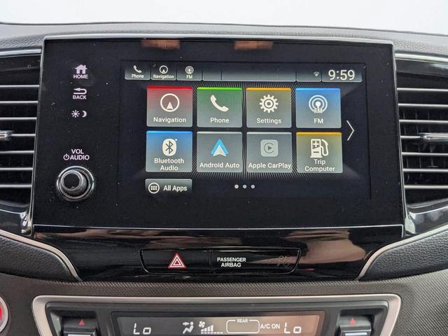 Photo of 2025 Lunar Silver Metallic Honda Passport