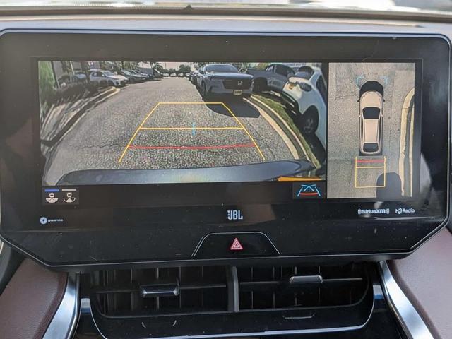 Photo of 2021 Coastal Gray Metallic Toyota Venza