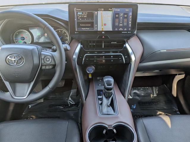 Photo of 2021 Coastal Gray Metallic Toyota Venza