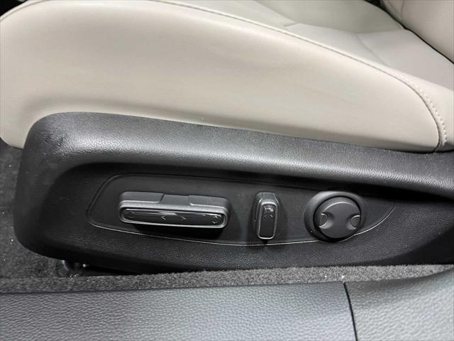 Photo of 2025 Urban Gray Pearl Honda Accord Hybrid