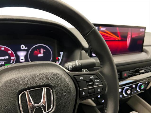 Photo of 2025 Urban Gray Pearl Honda Accord Hybrid