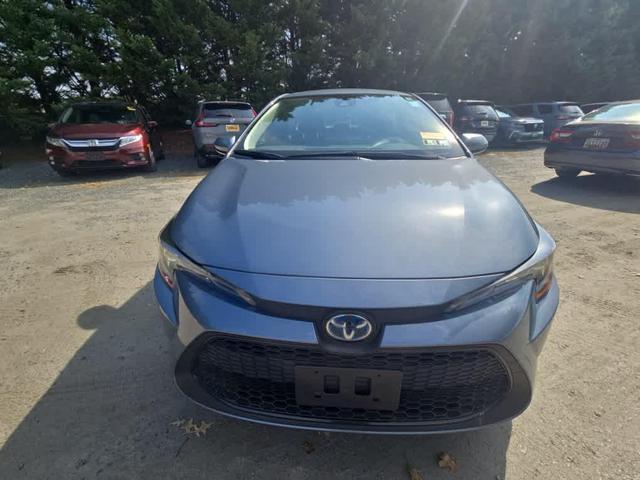 Photo of 2022 Celestite Toyota Corolla Hybrid