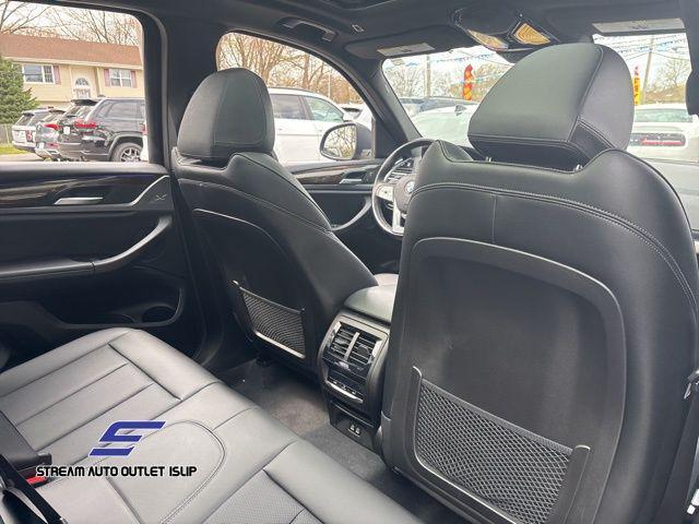 Photo of 2022 Phytonic Blue Metallic BMW X3