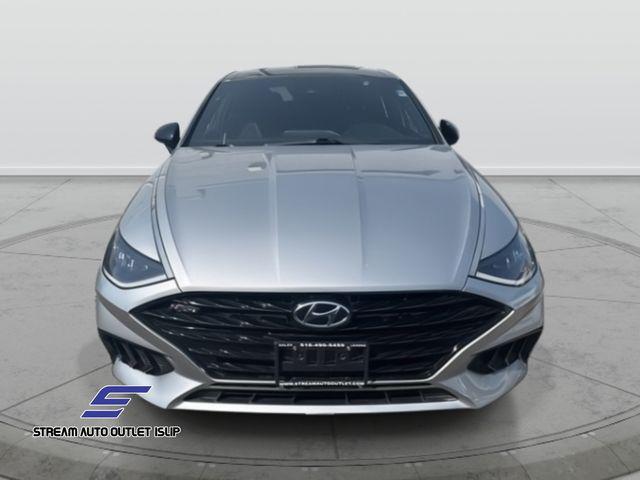 Photo of 2021 Shimmering Silver Pearl Hyundai SONATA
