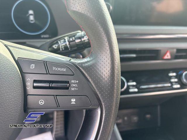 Photo of 2021 Shimmering Silver Pearl Hyundai SONATA