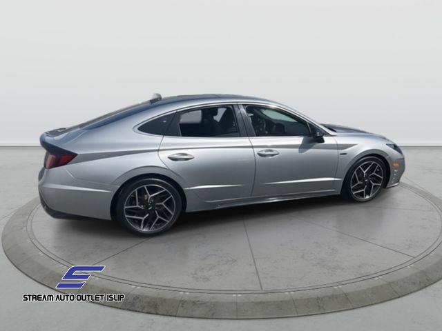 Photo of 2021 Shimmering Silver Pearl Hyundai SONATA