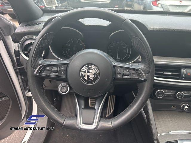 Photo of 2022 Alfa White Alfa Romeo Stelvio