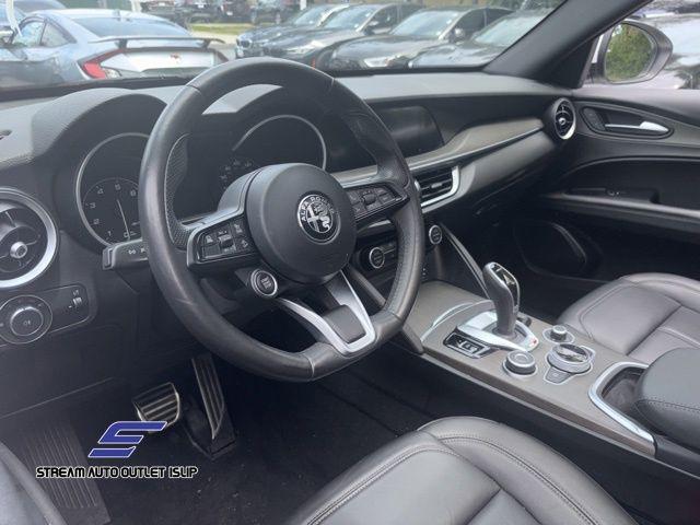 Photo of 2022 Alfa White Alfa Romeo Stelvio