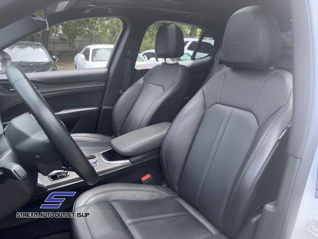 Photo of 2022 Alfa White Alfa Romeo Stelvio