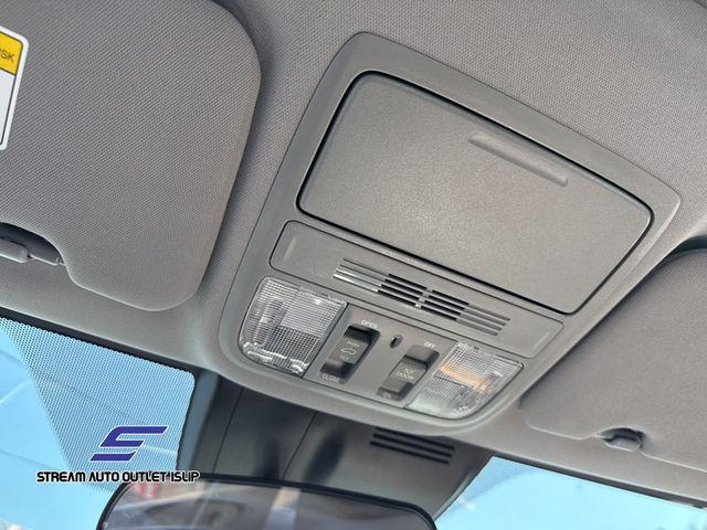 Photo of 2022 Silver Metallic Honda CR-V