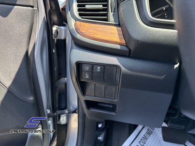 Photo of 2022 Silver Metallic Honda CR-V