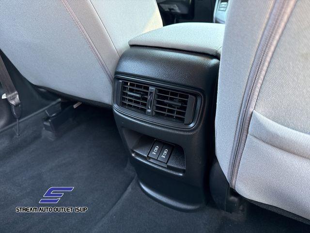 Photo of 2022 Silver Metallic Honda CR-V