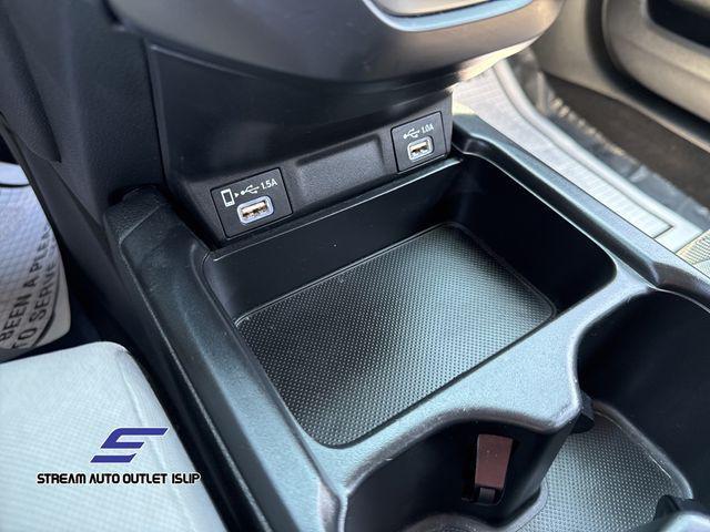 Photo of 2022 Silver Metallic Honda CR-V