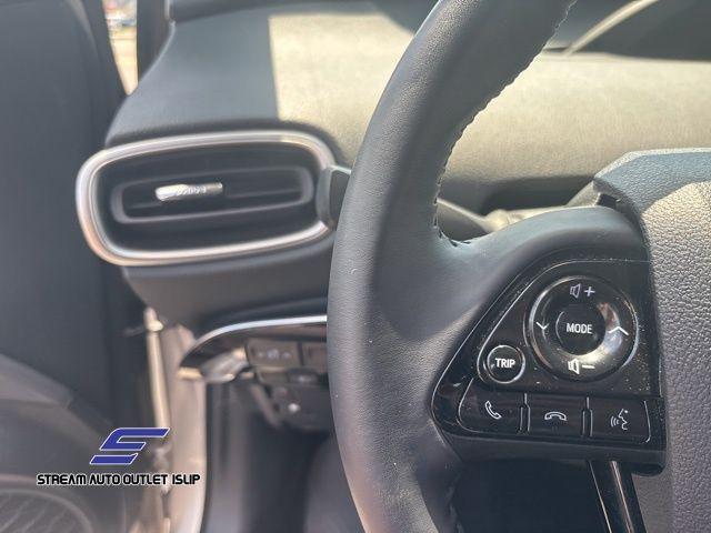 Photo of 2022 Titanium Toyota Prius Prime
