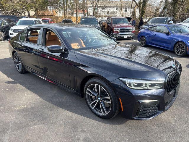 2022 BMW 750
