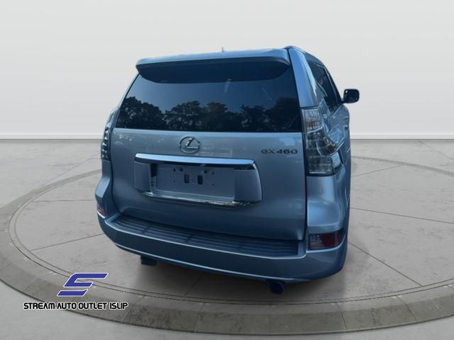 Photo of 2019 Silver Lining Metallic Lexus GX 460