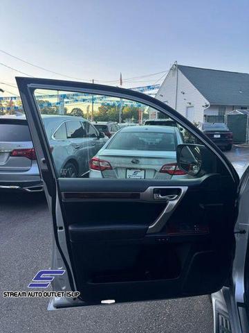 Photo of 2019 Silver Lining Metallic Lexus GX 460