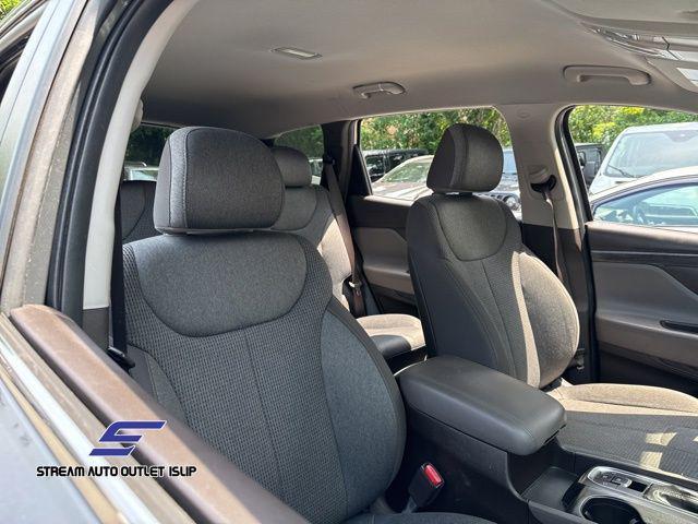 Photo of 2019 Machine Gray Hyundai SANTA FE