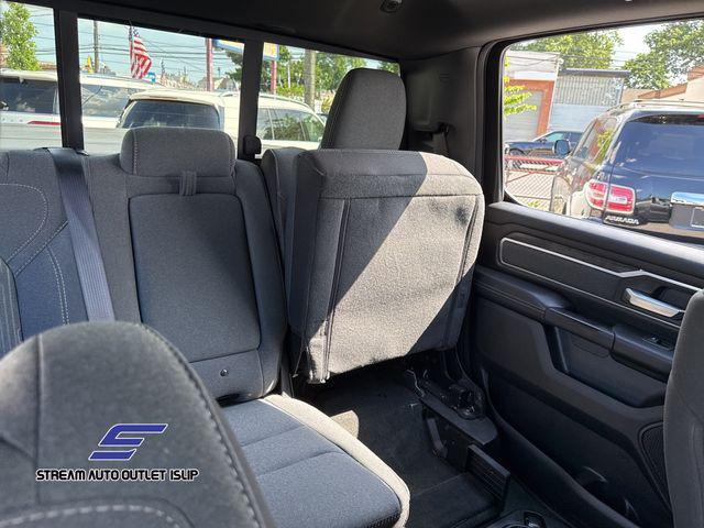 Photo of 2022 Granite Crystal Metallic Clearcoat RAM 1500
