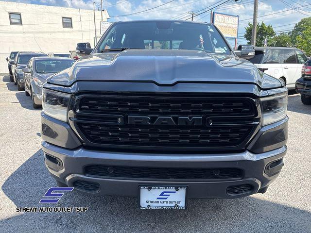 Photo of 2022 Granite Crystal Metallic Clearcoat RAM 1500